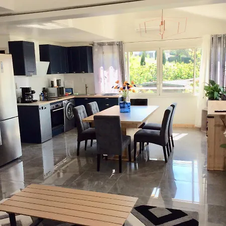 Bienvenue Chez Alain Et Marie Apartment Antibes Exterior photo
